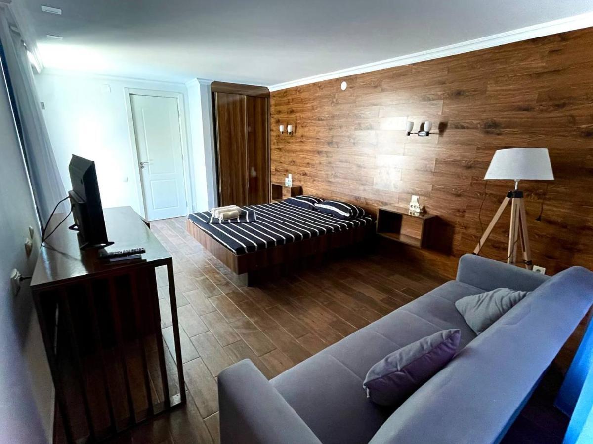 Del Mar Hotell Ureki Exteriör bild