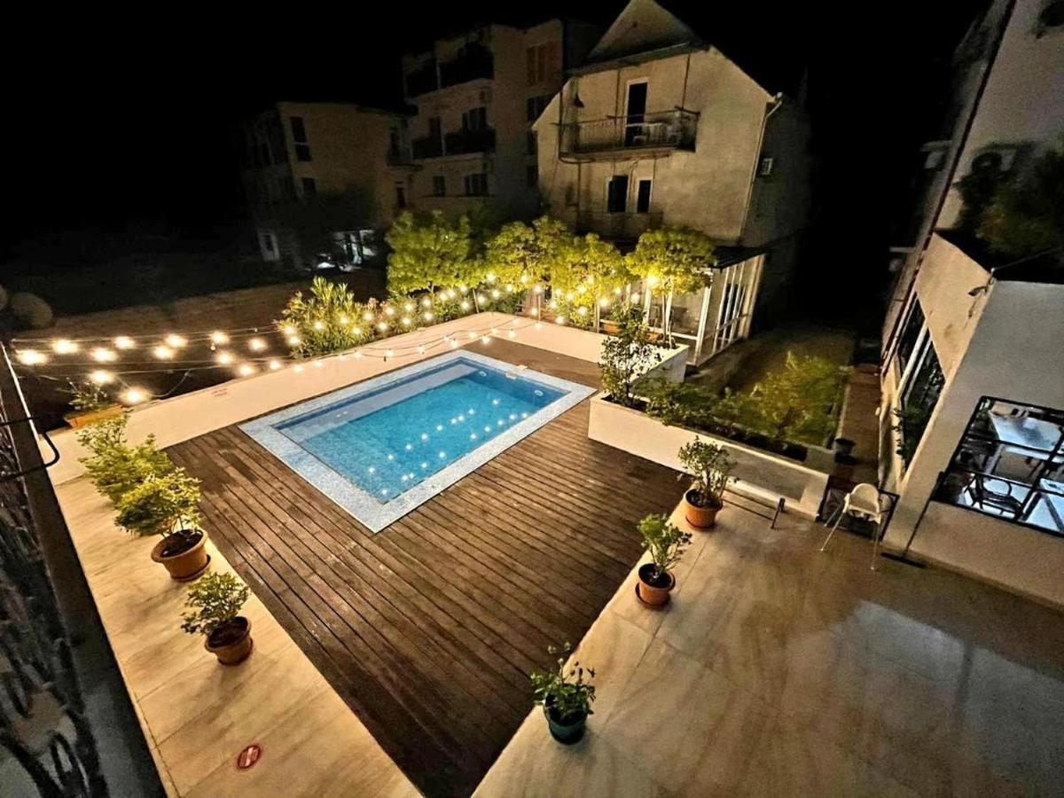 Del Mar Hotell Ureki Exteriör bild